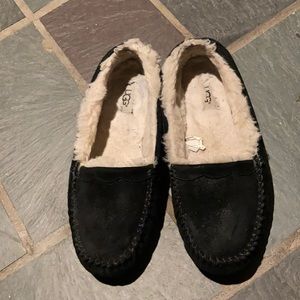 Black moccasins